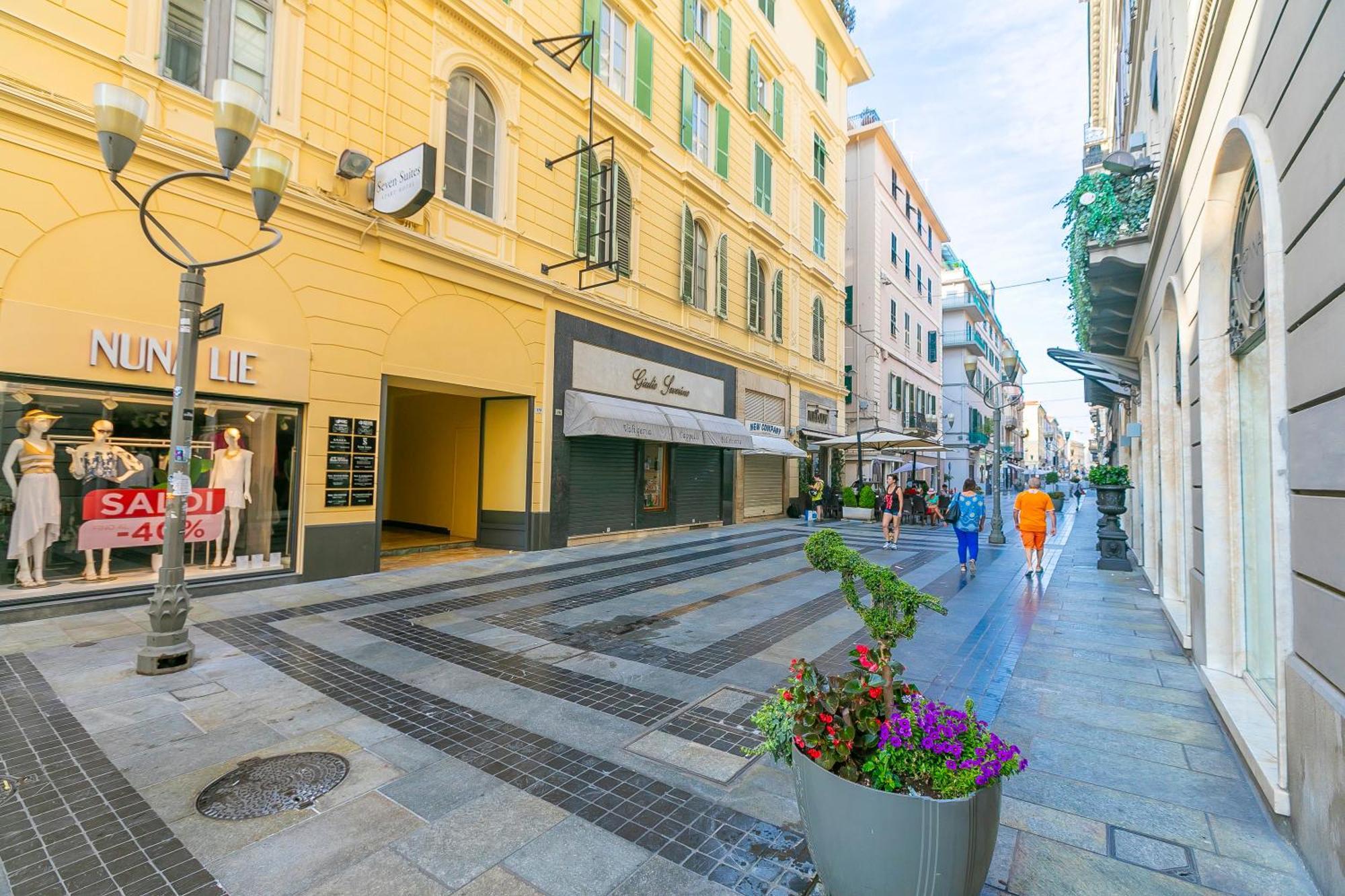 Seven Suites Apartments - Via Matteotti 178 Sanremo Phòng bức ảnh