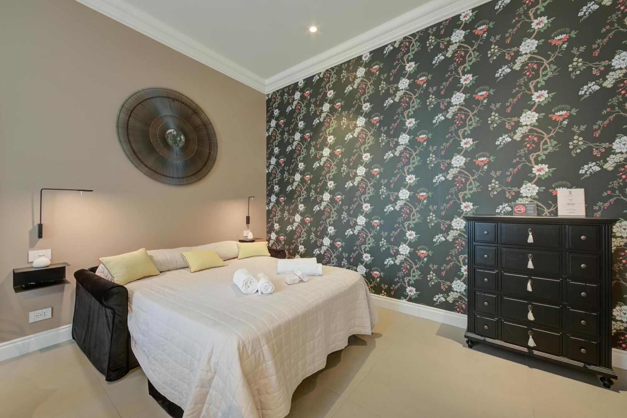 Seven Suites Apartments - Via Matteotti 178 Sanremo Ngoại thất bức ảnh