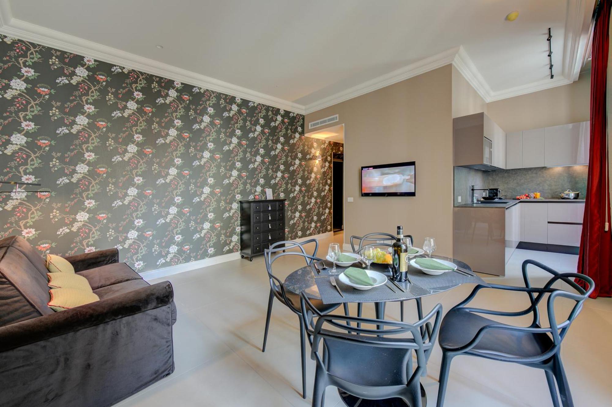 Seven Suites Apartments - Via Matteotti 178 Sanremo Ngoại thất bức ảnh