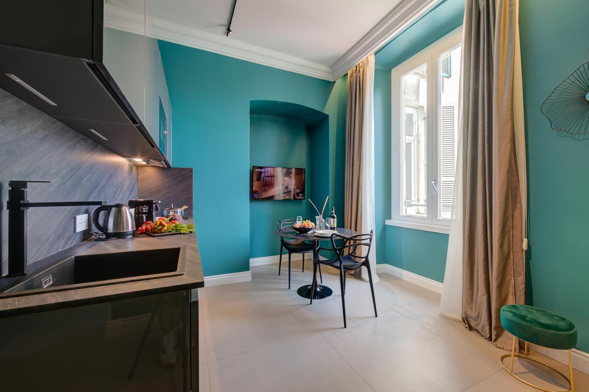 Seven Suites Apartments - Via Matteotti 178 Sanremo Ngoại thất bức ảnh